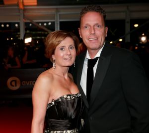 13-10-2016 SHOWBIZZ; FLOORTJE DESSING WINT GOUDEN TELEVIZIER RING 2016. Humberto Tan won de Televizier-Ster voor presentator, Chantal Janzen won opnieuw de Televizier-Ster voor presentatrice. Pip Pellens kreeg de prijs voor aanstormend talent. Paul de leeuw won met zijn talkshow. Thom Hoffman was de beste acteur en Angela Schijf als beste actrice.
foto: Albert den Iseger