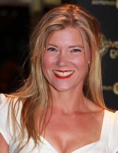 13-10-2016 SHOWBIZZ; FLOORTJE DESSING WINT GOUDEN TELEVIZIER RING 2016. Humberto Tan won de Televizier-Ster voor presentator, Chantal Janzen won opnieuw de Televizier-Ster voor presentatrice. Pip Pellens kreeg de prijs voor aanstormend talent. Paul de leeuw won met zijn talkshow. Thom Hoffman was de beste acteur en Angela Schijf als beste actrice.
foto: Albert den Iseger