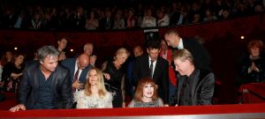 02-10-2017 SHOWBIZZ; STAANDE OVATIE VOOR LIESBETH LIST BIJ PREMIERE MUSICAL.In CARRE in Amsterdam is maandagavond de musical over het leven van Liesbeth List in premiere gegaan. Tijdens haar entree in de koninklijke loge kreeg ze een staande ovatie van het uitverkochte Carre.
foto: Albert den Iseger