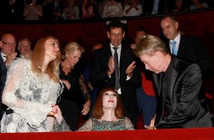 02-10-2017 SHOWBIZZ; STAANDE OVATIE VOOR LIESBETH LIST BIJ PREMIERE MUSICAL.In CARRE in Amsterdam is maandagavond de musical over het leven van Liesbeth List in premiere gegaan. Tijdens haar entree in de koninklijke loge kreeg ze een staande ovatie van het uitverkochte Carre.
foto: Albert den Iseger