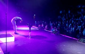 29-10-2018 SHOWBIZZ; TINO MARTIN IN AFAS CIRCUS THEATER SCHEVENINGEN.
uitverkocht en propvol met fans, Lee Towers was de muzikale verrassing van deze avond. Toen hij opkwam brak de zaal bijna het mooie theater af.Het  duet met Tino en Lee WAS A DREAM COMING TREU voor het Schevenings publiek.
foto: Albert den Iseger