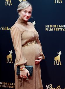 04-10-2019 SHOWBIZZ; GOUDEN KALVEREN GALA 2019.DE WINNAARS
Beste Korte Documentaire
De waarheid over mijn vader - Shamira Raphala

Beste Korte Film
KORT! - En Route - Marit Weerheijm

Beste Acteur Televisiedrama
Gijs Naber - Judas

Beste Actrice Televisiedrama
Rifka Lodeizen - Judas

Beste Televisiedrama
Zeven Kleine Criminelen - Rob Lcker

Beste Interactive
Die Fernweh Oper - Daniel Ernst

Beste Sound Design
Alex Booy en Huibert Boon - My Foolish Heart

Beste Muziek
Rutger Reinders - Dirty God

Beste Camera
Jasper Wolf - Niemand in de Stad

Beste Montage
Menno Boerema - Het wonder van Le Petit Prince

Beste Lange Documentaire
Living the Light - Robby Mller - Claire Pijman

Beste Production Design
Kurt Loyens - Baantjer het Begin

Beste Mannelijke Bijrol
Thomas Hppener - De Libi

Beste Vrouwelijke Bijrol
Julia Akkermans - Niemand in de Stad

Beste Acteur
Marcel Musters - God Only Knows

Beste Actrice
Melody Klaver - Rafal

Beste Scenario
Jeroen Scholten van Aschat en Shady El-Hamus - De Libi

Beste Regie
Sacha Polak - Dirty God

Beste Film
Dirty God - Marleen Slot voor Viking Film

Winnaar Gouden Kalf van het Publiek
Het Abraham Tuschinski Fonds Gouden Kalf van het Publiek is namens het stemmende publiek uitgereikt aan de film Bon Bini Holland 2 van producenten Maarten Swart van Kaap Holland Film, Sander Emmering, Nelsje Musch-Elzinga voor Warner Bros. ITVP. Aan het Abraham Tuschinski Fonds Gouden Kalf van het Publiek is tevens een geldprijs van 30.000 verbonden voor de producent, te besteden aan een nieuwe Nederlandse filmproductie. Deze prijs werd voor het vijfde jaar oprij beschikbaar gesteld door het Abraham Tuschinski Fonds.
Foto: Albert den Iseger