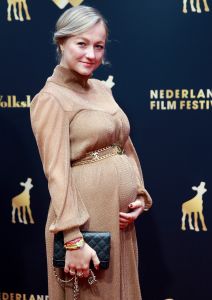 04-10-2019 SHOWBIZZ; GOUDEN KALVEREN GALA 2019.DE WINNAARS
Beste Korte Documentaire
De waarheid over mijn vader - Shamira Raphala

Beste Korte Film
KORT! - En Route - Marit Weerheijm

Beste Acteur Televisiedrama
Gijs Naber - Judas

Beste Actrice Televisiedrama
Rifka Lodeizen - Judas

Beste Televisiedrama
Zeven Kleine Criminelen - Rob Lcker

Beste Interactive
Die Fernweh Oper - Daniel Ernst

Beste Sound Design
Alex Booy en Huibert Boon - My Foolish Heart

Beste Muziek
Rutger Reinders - Dirty God

Beste Camera
Jasper Wolf - Niemand in de Stad

Beste Montage
Menno Boerema - Het wonder van Le Petit Prince

Beste Lange Documentaire
Living the Light - Robby Mller - Claire Pijman

Beste Production Design
Kurt Loyens - Baantjer het Begin

Beste Mannelijke Bijrol
Thomas Hppener - De Libi

Beste Vrouwelijke Bijrol
Julia Akkermans - Niemand in de Stad

Beste Acteur
Marcel Musters - God Only Knows

Beste Actrice
Melody Klaver - Rafal

Beste Scenario
Jeroen Scholten van Aschat en Shady El-Hamus - De Libi

Beste Regie
Sacha Polak - Dirty God

Beste Film
Dirty God - Marleen Slot voor Viking Film

Winnaar Gouden Kalf van het Publiek
Het Abraham Tuschinski Fonds Gouden Kalf van het Publiek is namens het stemmende publiek uitgereikt aan de film Bon Bini Holland 2 van producenten Maarten Swart van Kaap Holland Film, Sander Emmering, Nelsje Musch-Elzinga voor Warner Bros. ITVP. Aan het Abraham Tuschinski Fonds Gouden Kalf van het Publiek is tevens een geldprijs van 30.000 verbonden voor de producent, te besteden aan een nieuwe Nederlandse filmproductie. Deze prijs werd voor het vijfde jaar oprij beschikbaar gesteld door het Abraham Tuschinski Fonds.
Foto: Albert den Iseger