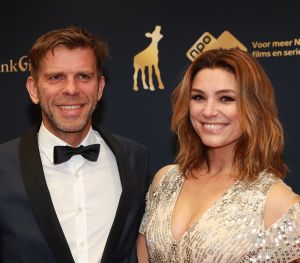 04-10-2019 SHOWBIZZ; GOUDEN KALVEREN GALA 2019.DE WINNAARS
Beste Korte Documentaire
De waarheid over mijn vader - Shamira Raphala

Beste Korte Film
KORT! - En Route - Marit Weerheijm

Beste Acteur Televisiedrama
Gijs Naber - Judas

Beste Actrice Televisiedrama
Rifka Lodeizen - Judas

Beste Televisiedrama
Zeven Kleine Criminelen - Rob Lcker

Beste Interactive
Die Fernweh Oper - Daniel Ernst

Beste Sound Design
Alex Booy en Huibert Boon - My Foolish Heart

Beste Muziek
Rutger Reinders - Dirty God

Beste Camera
Jasper Wolf - Niemand in de Stad

Beste Montage
Menno Boerema - Het wonder van Le Petit Prince

Beste Lange Documentaire
Living the Light - Robby Mller - Claire Pijman

Beste Production Design
Kurt Loyens - Baantjer het Begin

Beste Mannelijke Bijrol
Thomas Hppener - De Libi

Beste Vrouwelijke Bijrol
Julia Akkermans - Niemand in de Stad

Beste Acteur
Marcel Musters - God Only Knows

Beste Actrice
Melody Klaver - Rafal

Beste Scenario
Jeroen Scholten van Aschat en Shady El-Hamus - De Libi

Beste Regie
Sacha Polak - Dirty God

Beste Film
Dirty God - Marleen Slot voor Viking Film

Winnaar Gouden Kalf van het Publiek
Het Abraham Tuschinski Fonds Gouden Kalf van het Publiek is namens het stemmende publiek uitgereikt aan de film Bon Bini Holland 2 van producenten Maarten Swart van Kaap Holland Film, Sander Emmering, Nelsje Musch-Elzinga voor Warner Bros. ITVP. Aan het Abraham Tuschinski Fonds Gouden Kalf van het Publiek is tevens een geldprijs van 30.000 verbonden voor de producent, te besteden aan een nieuwe Nederlandse filmproductie. Deze prijs werd voor het vijfde jaar oprij beschikbaar gesteld door het Abraham Tuschinski Fonds.
Foto: Albert den Iseger