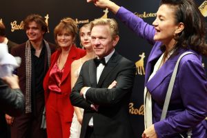 04-10-2019 SHOWBIZZ; GOUDEN KALVEREN GALA 2019.DE WINNAARS
Beste Korte Documentaire
De waarheid over mijn vader - Shamira Raphala

Beste Korte Film
KORT! - En Route - Marit Weerheijm

Beste Acteur Televisiedrama
Gijs Naber - Judas

Beste Actrice Televisiedrama
Rifka Lodeizen - Judas

Beste Televisiedrama
Zeven Kleine Criminelen - Rob Lcker

Beste Interactive
Die Fernweh Oper - Daniel Ernst

Beste Sound Design
Alex Booy en Huibert Boon - My Foolish Heart

Beste Muziek
Rutger Reinders - Dirty God

Beste Camera
Jasper Wolf - Niemand in de Stad

Beste Montage
Menno Boerema - Het wonder van Le Petit Prince

Beste Lange Documentaire
Living the Light - Robby Mller - Claire Pijman

Beste Production Design
Kurt Loyens - Baantjer het Begin

Beste Mannelijke Bijrol
Thomas Hppener - De Libi

Beste Vrouwelijke Bijrol
Julia Akkermans - Niemand in de Stad

Beste Acteur
Marcel Musters - God Only Knows

Beste Actrice
Melody Klaver - Rafal

Beste Scenario
Jeroen Scholten van Aschat en Shady El-Hamus - De Libi

Beste Regie
Sacha Polak - Dirty God

Beste Film
Dirty God - Marleen Slot voor Viking Film

Winnaar Gouden Kalf van het Publiek
Het Abraham Tuschinski Fonds Gouden Kalf van het Publiek is namens het stemmende publiek uitgereikt aan de film Bon Bini Holland 2 van producenten Maarten Swart van Kaap Holland Film, Sander Emmering, Nelsje Musch-Elzinga voor Warner Bros. ITVP. Aan het Abraham Tuschinski Fonds Gouden Kalf van het Publiek is tevens een geldprijs van 30.000 verbonden voor de producent, te besteden aan een nieuwe Nederlandse filmproductie. Deze prijs werd voor het vijfde jaar oprij beschikbaar gesteld door het Abraham Tuschinski Fonds.
Foto: Albert den Iseger