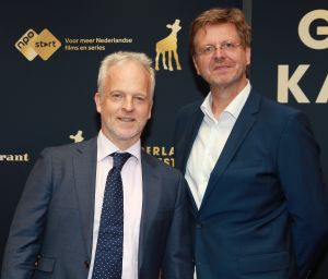 04-10-2019 SHOWBIZZ; GOUDEN KALVEREN GALA 2019.DE WINNAARS
Beste Korte Documentaire
De waarheid over mijn vader - Shamira Raphala

Beste Korte Film
KORT! - En Route - Marit Weerheijm

Beste Acteur Televisiedrama
Gijs Naber - Judas

Beste Actrice Televisiedrama
Rifka Lodeizen - Judas

Beste Televisiedrama
Zeven Kleine Criminelen - Rob Lcker

Beste Interactive
Die Fernweh Oper - Daniel Ernst

Beste Sound Design
Alex Booy en Huibert Boon - My Foolish Heart

Beste Muziek
Rutger Reinders - Dirty God

Beste Camera
Jasper Wolf - Niemand in de Stad

Beste Montage
Menno Boerema - Het wonder van Le Petit Prince

Beste Lange Documentaire
Living the Light - Robby Mller - Claire Pijman

Beste Production Design
Kurt Loyens - Baantjer het Begin

Beste Mannelijke Bijrol
Thomas Hppener - De Libi

Beste Vrouwelijke Bijrol
Julia Akkermans - Niemand in de Stad

Beste Acteur
Marcel Musters - God Only Knows

Beste Actrice
Melody Klaver - Rafal

Beste Scenario
Jeroen Scholten van Aschat en Shady El-Hamus - De Libi

Beste Regie
Sacha Polak - Dirty God

Beste Film
Dirty God - Marleen Slot voor Viking Film

Winnaar Gouden Kalf van het Publiek
Het Abraham Tuschinski Fonds Gouden Kalf van het Publiek is namens het stemmende publiek uitgereikt aan de film Bon Bini Holland 2 van producenten Maarten Swart van Kaap Holland Film, Sander Emmering, Nelsje Musch-Elzinga voor Warner Bros. ITVP. Aan het Abraham Tuschinski Fonds Gouden Kalf van het Publiek is tevens een geldprijs van 30.000 verbonden voor de producent, te besteden aan een nieuwe Nederlandse filmproductie. Deze prijs werd voor het vijfde jaar oprij beschikbaar gesteld door het Abraham Tuschinski Fonds.
Foto: Albert den Iseger