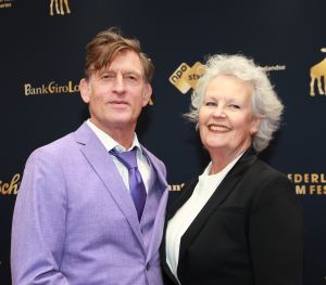 04-10-2019 SHOWBIZZ; GOUDEN KALVEREN GALA 2019.DE WINNAARS
Beste Korte Documentaire
De waarheid over mijn vader - Shamira Raphala

Beste Korte Film
KORT! - En Route - Marit Weerheijm

Beste Acteur Televisiedrama
Gijs Naber - Judas

Beste Actrice Televisiedrama
Rifka Lodeizen - Judas

Beste Televisiedrama
Zeven Kleine Criminelen - Rob Lcker

Beste Interactive
Die Fernweh Oper - Daniel Ernst

Beste Sound Design
Alex Booy en Huibert Boon - My Foolish Heart

Beste Muziek
Rutger Reinders - Dirty God

Beste Camera
Jasper Wolf - Niemand in de Stad

Beste Montage
Menno Boerema - Het wonder van Le Petit Prince

Beste Lange Documentaire
Living the Light - Robby Mller - Claire Pijman

Beste Production Design
Kurt Loyens - Baantjer het Begin

Beste Mannelijke Bijrol
Thomas Hppener - De Libi

Beste Vrouwelijke Bijrol
Julia Akkermans - Niemand in de Stad

Beste Acteur
Marcel Musters - God Only Knows

Beste Actrice
Melody Klaver - Rafal

Beste Scenario
Jeroen Scholten van Aschat en Shady El-Hamus - De Libi

Beste Regie
Sacha Polak - Dirty God

Beste Film
Dirty God - Marleen Slot voor Viking Film

Winnaar Gouden Kalf van het Publiek
Het Abraham Tuschinski Fonds Gouden Kalf van het Publiek is namens het stemmende publiek uitgereikt aan de film Bon Bini Holland 2 van producenten Maarten Swart van Kaap Holland Film, Sander Emmering, Nelsje Musch-Elzinga voor Warner Bros. ITVP. Aan het Abraham Tuschinski Fonds Gouden Kalf van het Publiek is tevens een geldprijs van 30.000 verbonden voor de producent, te besteden aan een nieuwe Nederlandse filmproductie. Deze prijs werd voor het vijfde jaar oprij beschikbaar gesteld door het Abraham Tuschinski Fonds.
Foto: Albert den Iseger