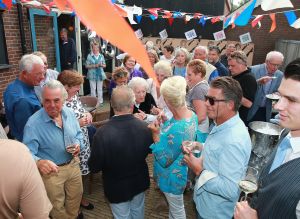 31-08-2015 SHOWBIZZ; JOOP BRAAKHEKKE ZIJN MODER LOUISE VANDAAG 105 JAAR.
foto: Albert den Iseger