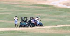 01-09-2016 SPORT; ARUBA PRO-AM GOLF TOURNAMENT 2016. In samenwerking met TIERRA DEL SOL te Aruba organiseerde ARUBA TOURIST AUTHORITY het Aruba Pro Am Golf Toernooi. Enkele BN ers deden hier ook aan mee. Nederland viel echter niet in de prijzen.Ook werd de HANDICART gepresenteerd door Mark en Frans Tempelman. Hierover later een aparte fotoreportage.  foto: Albert den Iseger