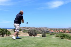 01-09-2016 SPORT; ARUBA PRO-AM GOLF TOURNAMENT 2016. In samenwerking met TIERRA DEL SOL te Aruba organiseerde ARUBA TOURIST AUTHORITY het Aruba Pro Am Golf Toernooi. Enkele BN ers deden hier ook aan mee. Nederland viel echter niet in de prijzen.Ook werd de HANDICART gepresenteerd door Mark en Frans Tempelman.
Hierover later een aparte fotoreportage. 
foto: Albert den Iseger