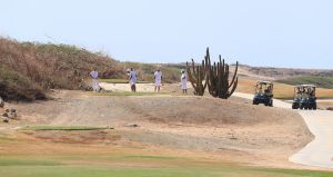 01-09-2016 SPORT; ARUBA PRO-AM GOLF TOURNAMENT 2016. In samenwerking met TIERRA DEL SOL te Aruba organiseerde ARUBA TOURIST AUTHORITY het Aruba Pro Am Golf Toernooi. Enkele BN ers deden hier ook aan mee. Nederland viel echter niet in de prijzen.Ook werd de HANDICART gepresenteerd door Mark en Frans Tempelman.
Hierover later een aparte fotoreportage. 
foto: Albert den Iseger