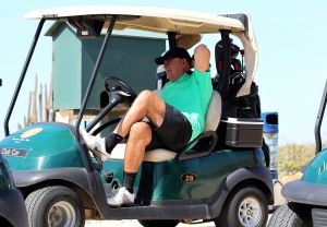 01-09-2016 SPORT; ARUBA PRO-AM GOLF TOURNAMENT 2016. In samenwerking met TIERRA DEL SOL te Aruba organiseerde ARUBA TOURIST AUTHORITY het Aruba Pro Am Golf Toernooi. Enkele BN ers deden hier ook aan mee. Nederland viel echter niet in de prijzen.Ook werd de HANDICART gepresenteerd door Mark en Frans Tempelman.
Hierover later een aparte fotoreportage. 
foto: Albert den Iseger