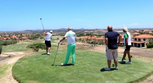 01-09-2016 SPORT; ARUBA PRO-AM GOLF TOURNAMENT 2016. In samenwerking met TIERRA DEL SOL te Aruba organiseerde ARUBA TOURIST AUTHORITY het Aruba Pro Am Golf Toernooi. Enkele BN ers deden hier ook aan mee. Nederland viel echter niet in de prijzen.Ook werd de HANDICART gepresenteerd door Mark en Frans Tempelman.
Hierover later een aparte fotoreportage. 
foto: Albert den Iseger