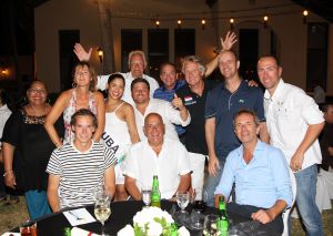 01-09-2016 SPORT; ARUBA PRO-AM GOLF TOURNAMENT 2016. In samenwerking met TIERRA DEL SOL te Aruba organiseerde ARUBA TOURIST AUTHORITY het Aruba Pro Am Golf Toernooi. Enkele BN ers deden hier ook aan mee. Nederland viel echter niet in de prijzen.Ook werd de HANDICART gepresenteerd door Mark en Frans Tempelman.
Hierover later een aparte fotoreportage. 
foto: Albert den Iseger