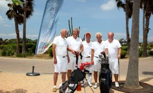 01-09-2016 SPORT; ARUBA PRO-AM GOLF TOURNAMENT 2016. In samenwerking met TIERRA DEL SOL te Aruba organiseerde ARUBA TOURIST AUTHORITY het Aruba Pro Am Golf Toernooi. Enkele BN ers deden hier ook aan mee. Nederland viel echter niet in de prijzen.Ook werd de HANDICART gepresenteerd door Mark en Frans Tempelman.
Hierover later een aparte fotoreportage. 
foto: Albert den Iseger