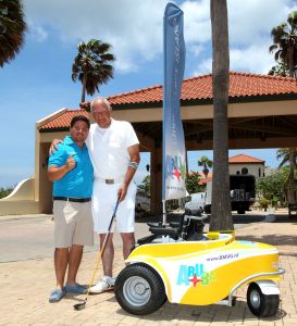 01-09-2016 SPORT; ARUBA PRO-AM GOLF TOURNAMENT 2016. In samenwerking met TIERRA DEL SOL te Aruba organiseerde ARUBA TOURIST AUTHORITY het Aruba Pro Am Golf Toernooi. Enkele BN ers deden hier ook aan mee. Nederland viel echter niet in de prijzen.Ook werd de HANDICART gepresenteerd door Mark en Frans Tempelman.
Hierover later een aparte fotoreportage. 
foto: Albert den Iseger