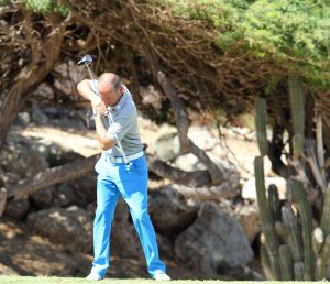 01-09-2016 SPORT; ARUBA PRO-AM GOLF TOURNAMENT 2016. In samenwerking met TIERRA DEL SOL te Aruba organiseerde ARUBA TOURIST AUTHORITY het Aruba Pro Am Golf Toernooi. Enkele BN ers deden hier ook aan mee. Nederland viel echter niet in de prijzen.Ook werd de HANDICART gepresenteerd door Mark en Frans Tempelman.
Hierover later een aparte fotoreportage. 
foto: Albert den Iseger