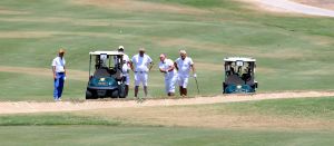 01-09-2016 SPORT; ARUBA PRO-AM GOLF TOURNAMENT 2016. In samenwerking met TIERRA DEL SOL te Aruba organiseerde ARUBA TOURIST AUTHORITY het Aruba Pro Am Golf Toernooi. Enkele BN ers deden hier ook aan mee. Nederland viel echter niet in de prijzen.Ook werd de HANDICART gepresenteerd door Mark en Frans Tempelman. Hierover later een aparte fotoreportage.  foto: Albert den Iseger