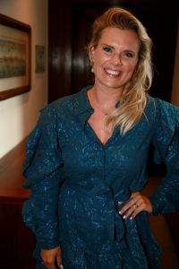 09-09-2024 SHOWBIZZ; STRONG WOMAN AWARD 2024. Betty de Groot presenteerde in het Sofitel Grand Hotel te Amsterdam wederom haar Strong Woman Award evenement.
40 bekende dames uit de tv-mode-film en amusement  wereld waren aanwezig om weer eens heerlijk verwent te worden op een meer dan heerlijke middag. Wendy van Dijk won de begeerlijke award 2024. Het was een tranen moment voor iedereen die aanwezig was.
Al met al weer een pracht van een middag vol met muziek-cadeaus-verhalen-eten en drinken en gelukkig veel plezier. Op naar de volgende editie van THE STRONG WOMAN AWARD 2025.
foto Albert den Iseger.